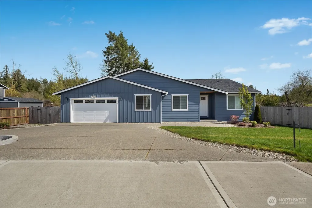 903 Cody Street SE Rainier WA 98576