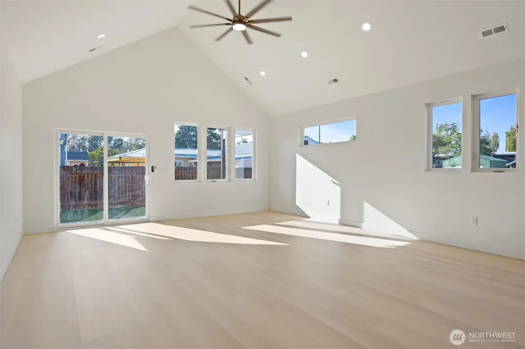 315 Buttercup Street Soap Lake WA 98851
