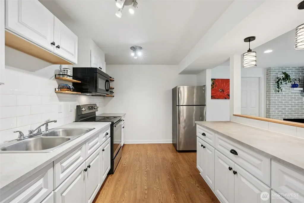 1403 NE 65th Street Vancouver WA 98665