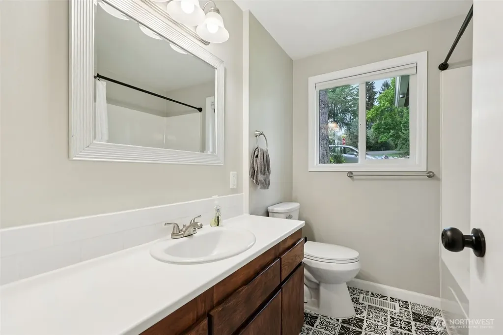 1403 NE 65th Street Vancouver WA 98665