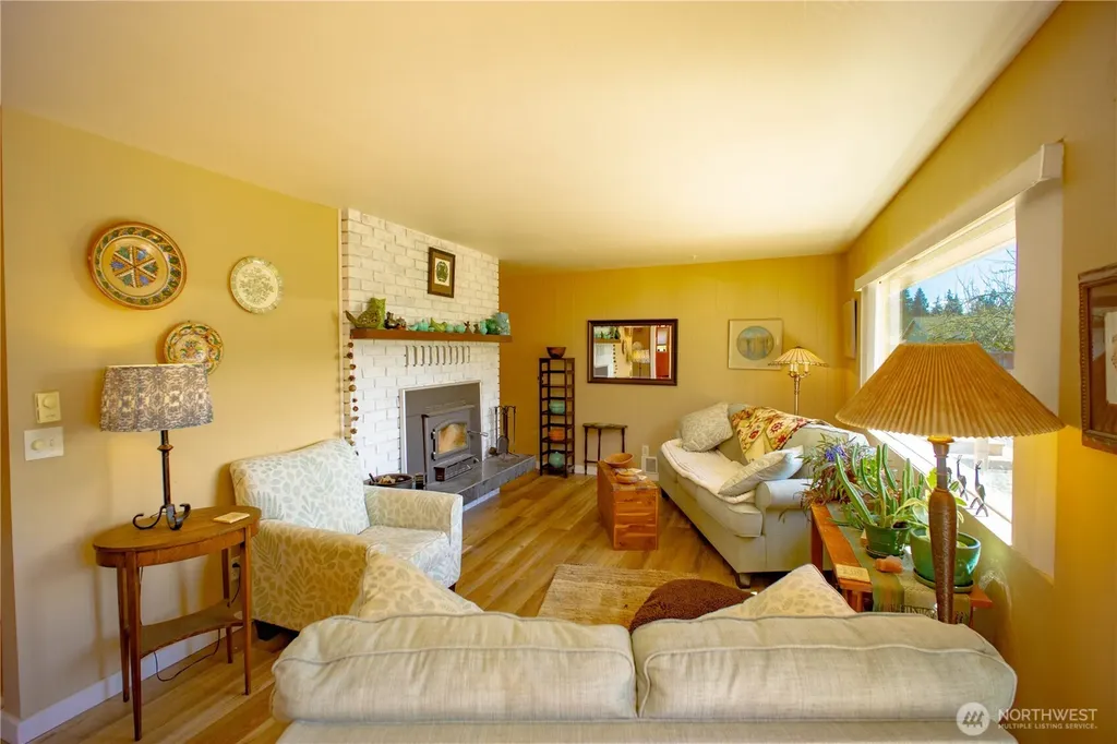 310 E Hillcrest Drive Port Angeles WA 98362