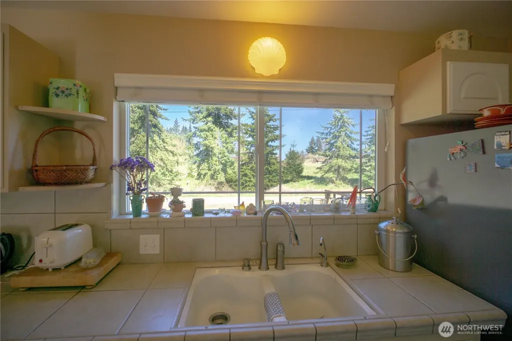 310 E Hillcrest Drive Port Angeles WA 98362