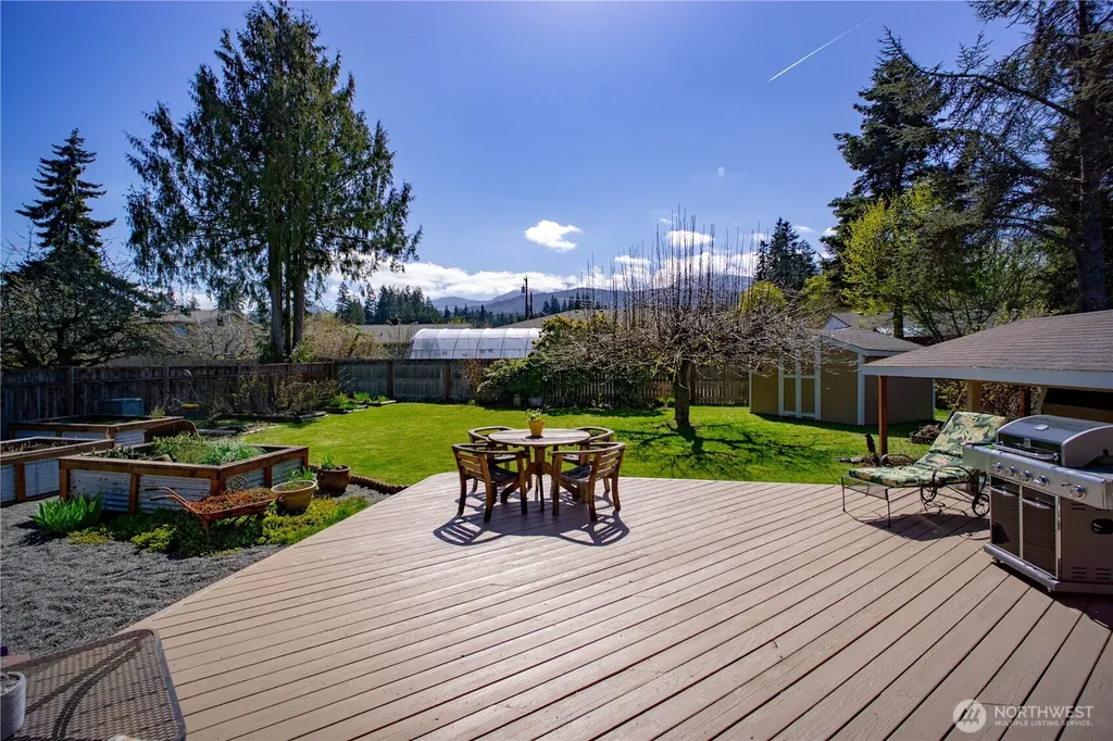310 E Hillcrest Drive Port Angeles WA 98362