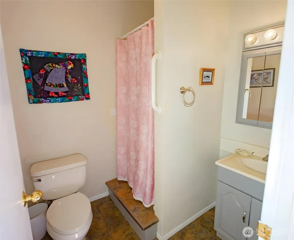 310 E Hillcrest Drive Port Angeles WA 98362