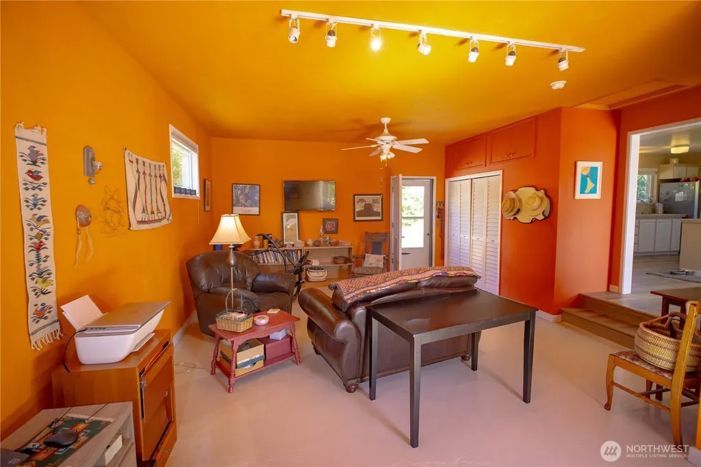 310 E Hillcrest Drive Port Angeles WA 98362