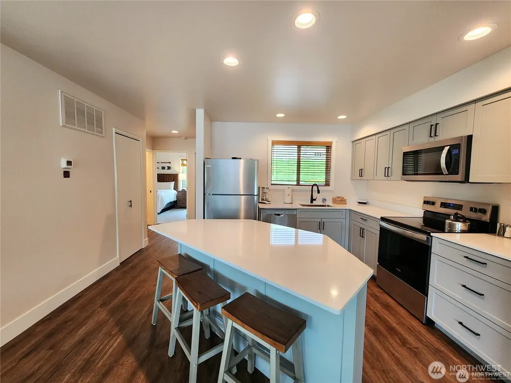 1 Lodge 632-p Manson WA 98831