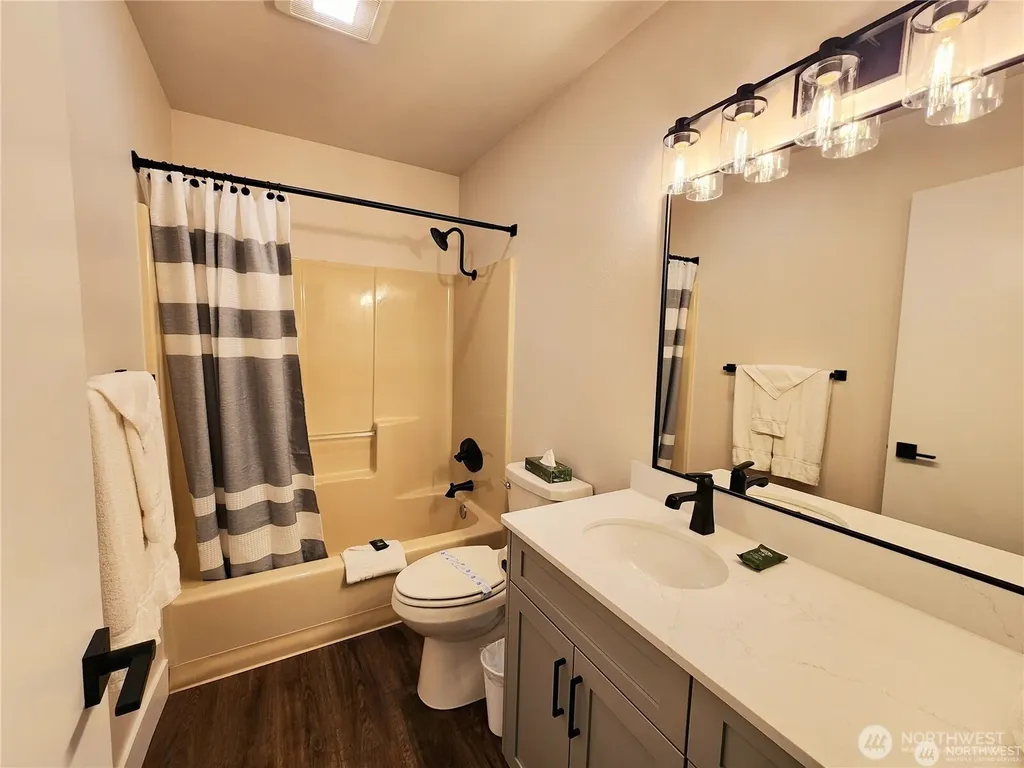 1 Lodge 632-p Manson WA 98831