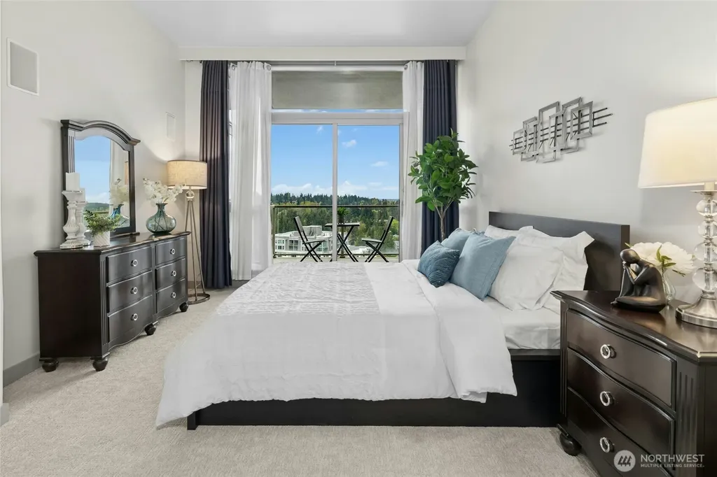 10650 NE 9th Place Bellevue WA 98004