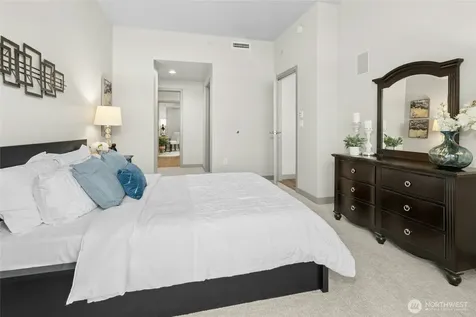 10650 NE 9th Place Bellevue WA 98004