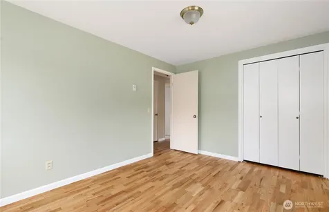 690 Maplewood Loop Oak Harbor WA 98277