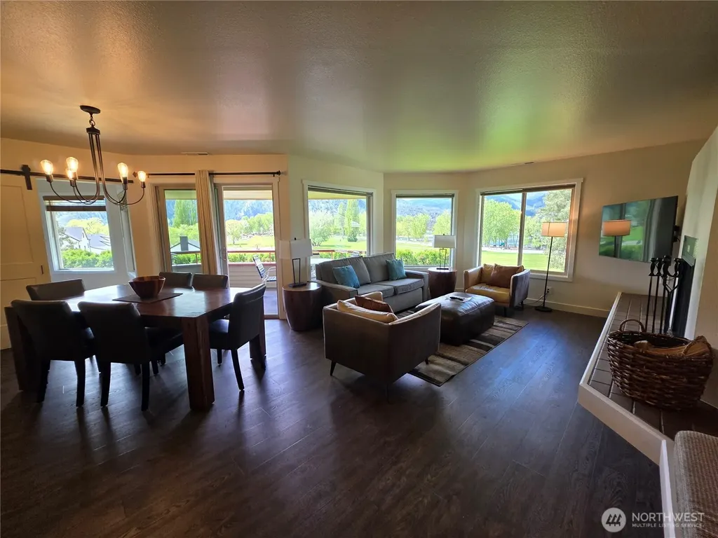 1 Lodge 609-o Manson WA 98831