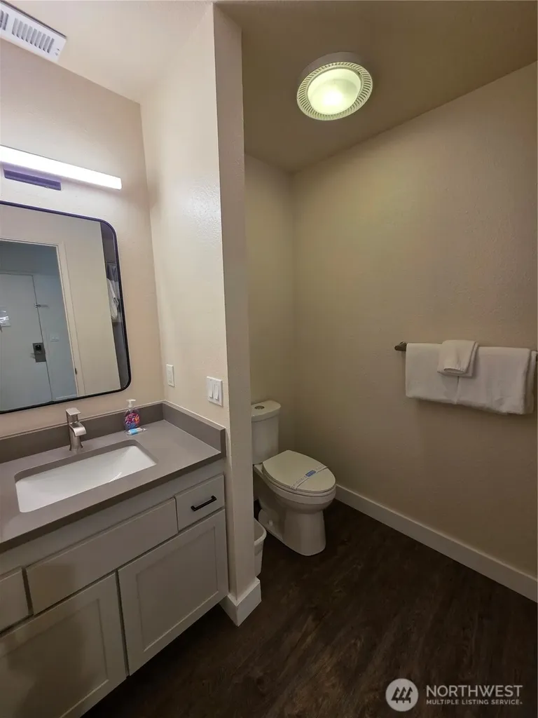 1 Lodge 609-o Manson WA 98831