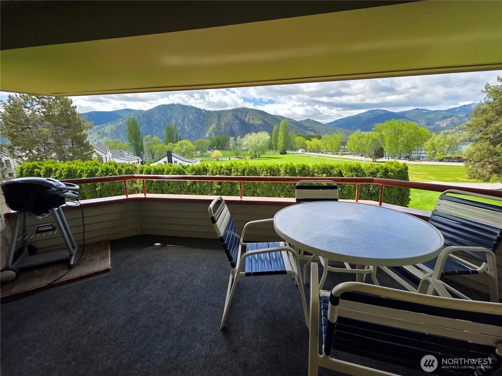 1 Lodge 609-o Manson WA 98831
