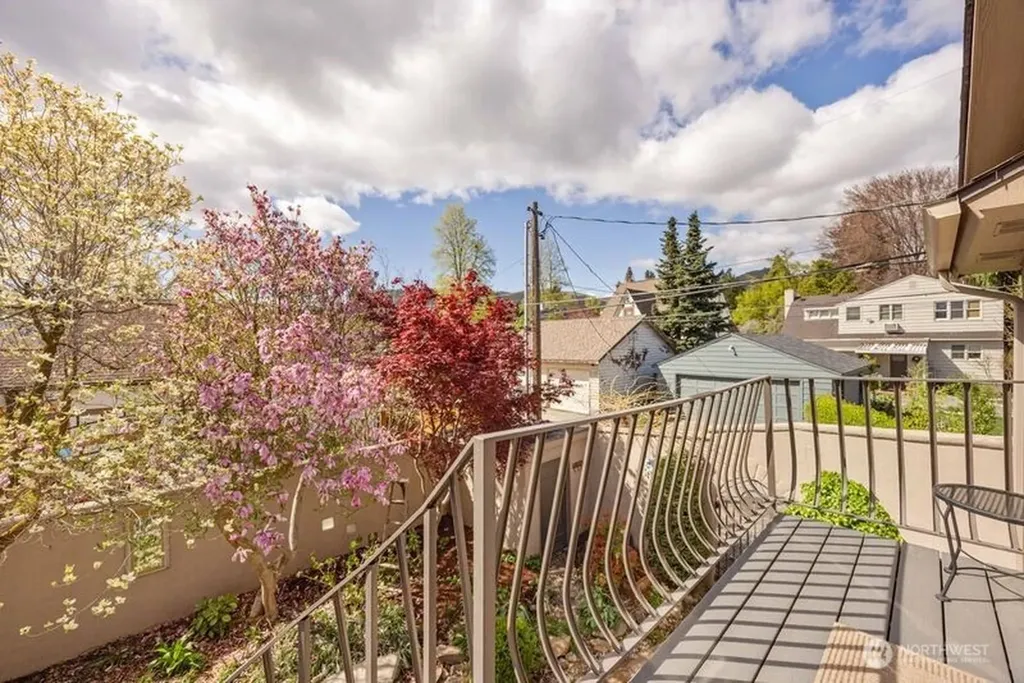 22 N Franklin Avenue Wenatchee WA 98801