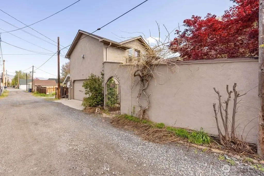 22 N Franklin Avenue Wenatchee WA 98801