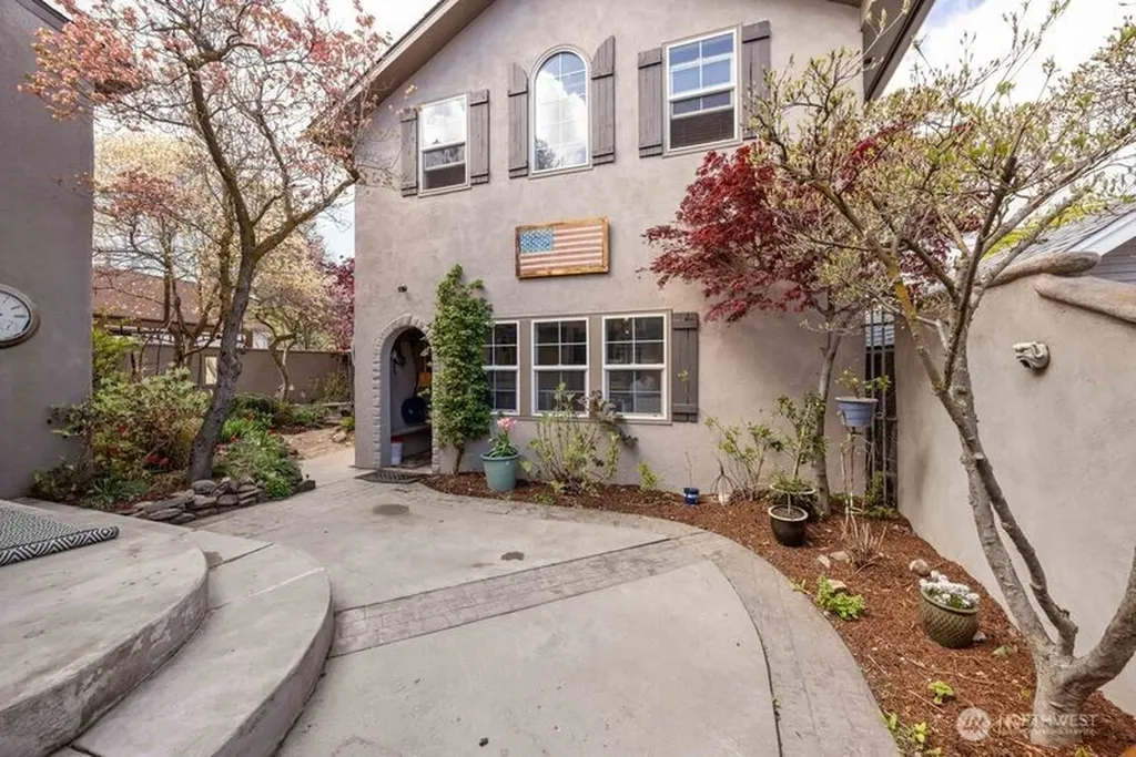 22 N Franklin Avenue Wenatchee WA 98801