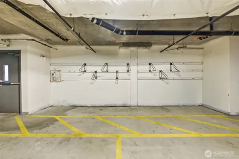 9057 Greenwood Avenue N Seattle WA 98103