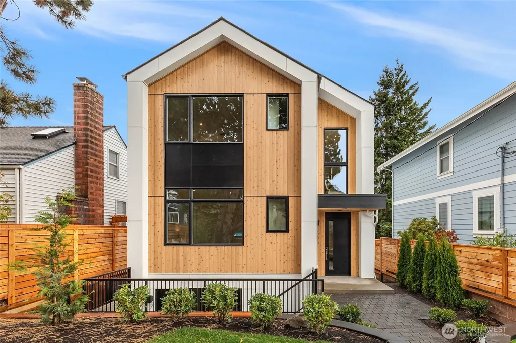 7506 18th Avenue NW Seattle WA 98117