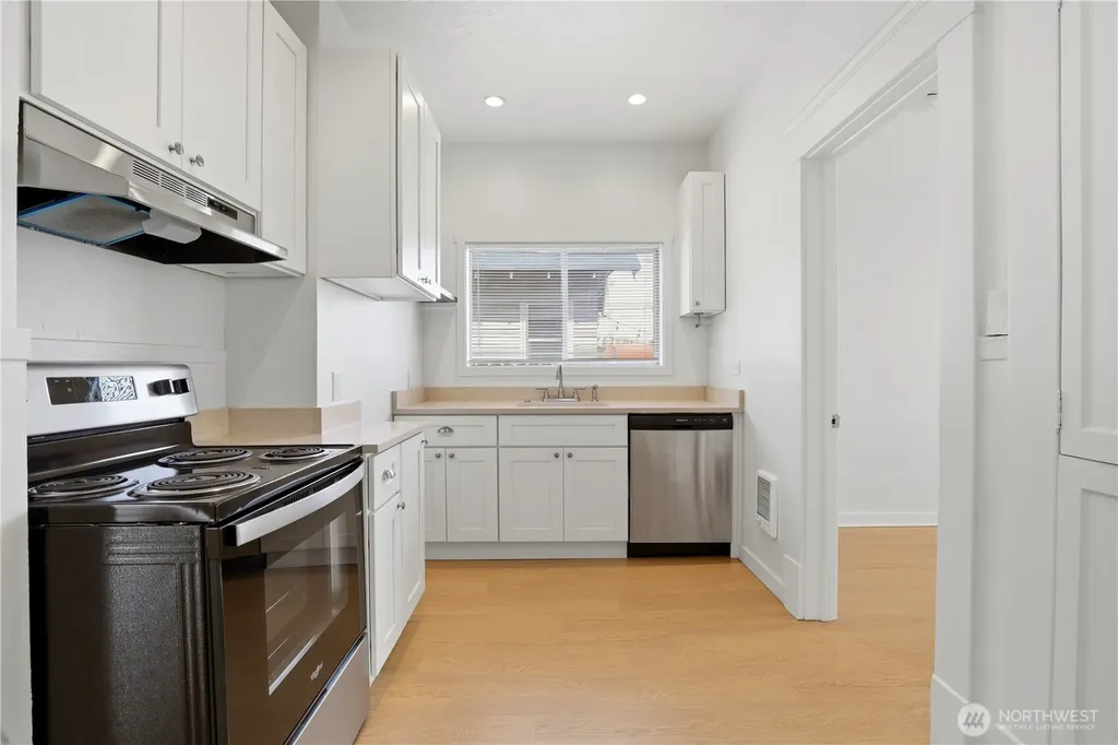 434 W Buckeye Avenue Spokane WA 99205