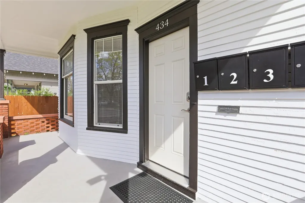 434 W Buckeye Avenue Spokane WA 99205