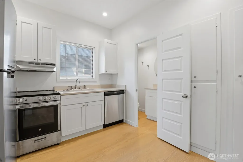 434 W Buckeye Avenue Spokane WA 99205