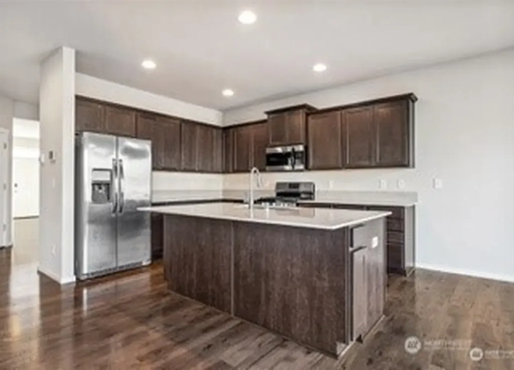 6930 Oleander Ave NE Lacey WA 98516