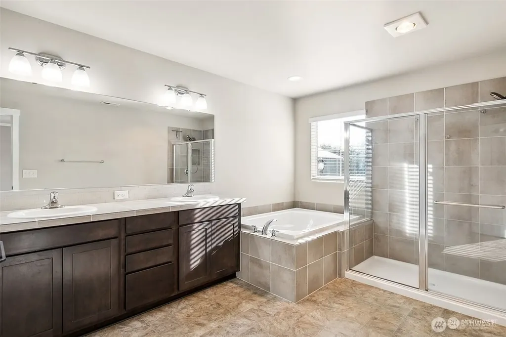 6930 Oleander Ave NE Lacey WA 98516