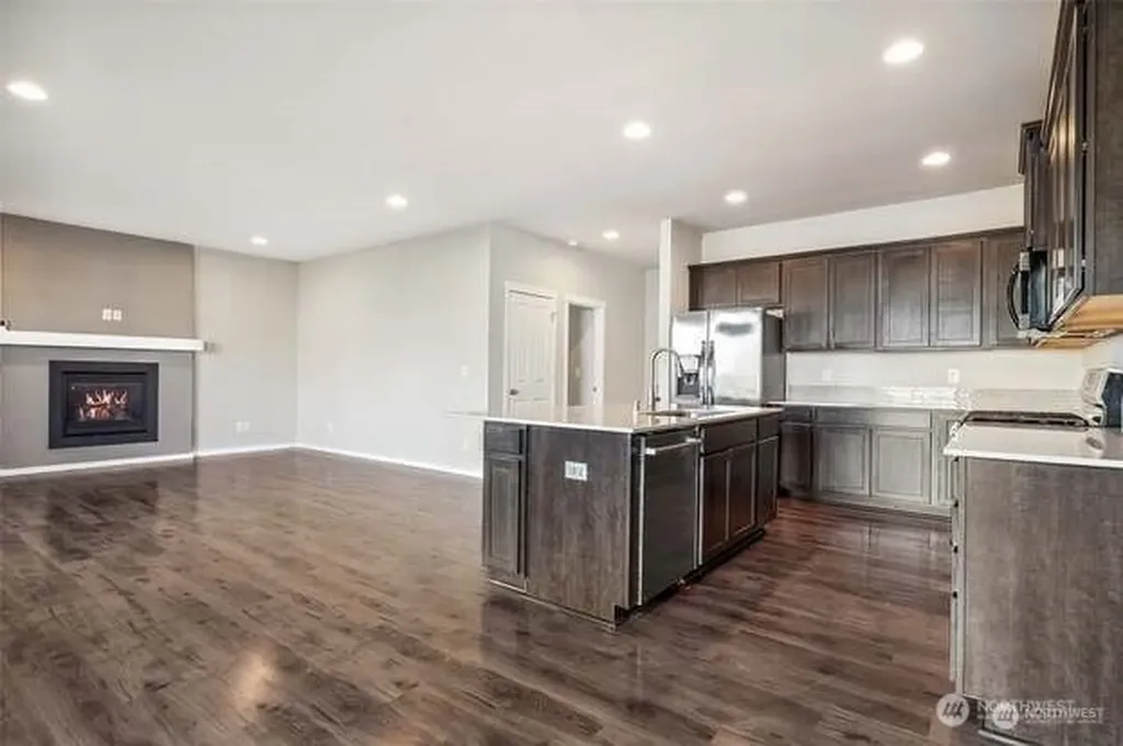 6930 Oleander Ave NE Lacey WA 98516