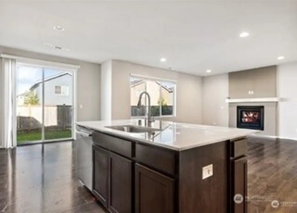 6930 Oleander Ave NE Lacey WA 98516