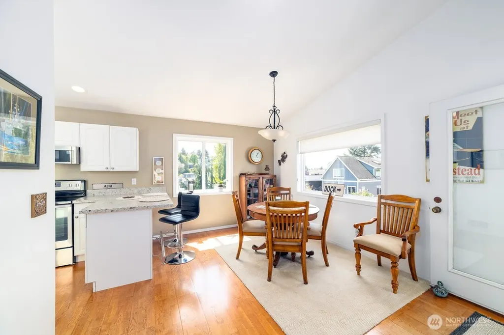 2443 55th Avenue SW Seattle WA 98116