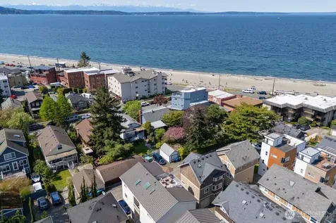 2443 55th Avenue SW Seattle WA 98116