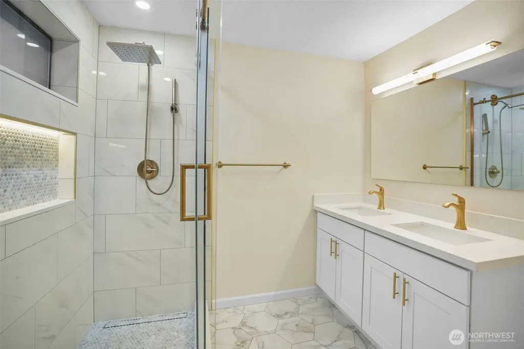 13147 113th Place NE Kirkland WA 98034
