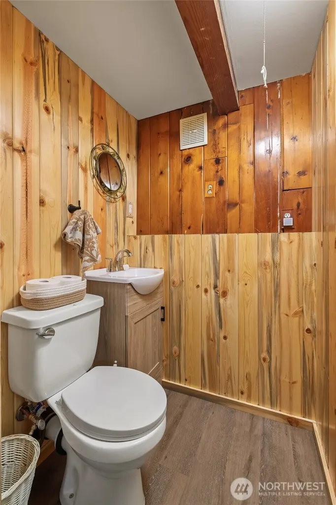 10850 26th Avenue S Seattle WA 98168
