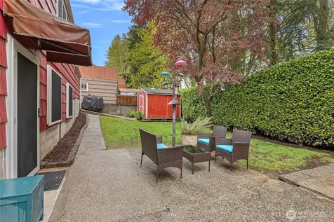 10850 26th Avenue S Seattle WA 98168