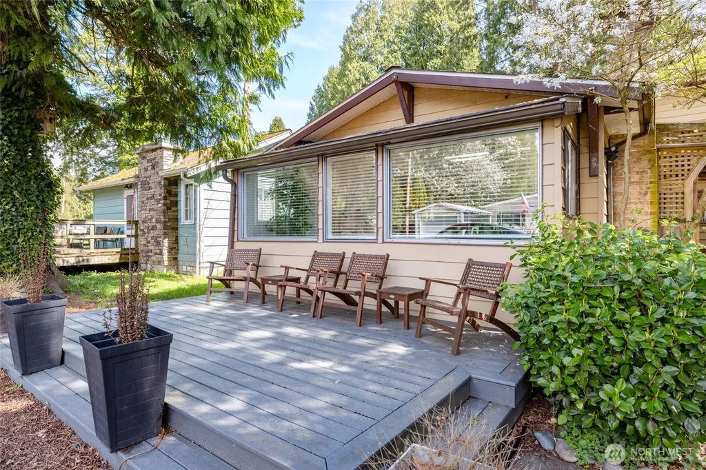 8252 Beach Way Drive Blaine WA 98230