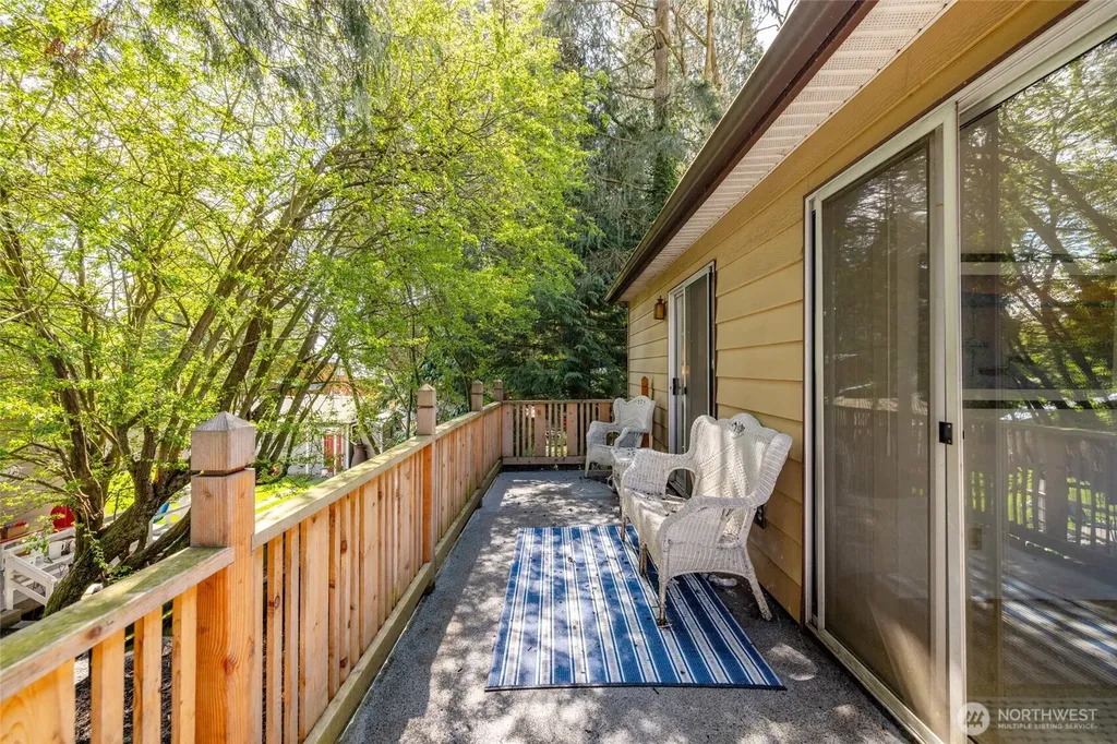 8252 Beach Way Drive Blaine WA 98230