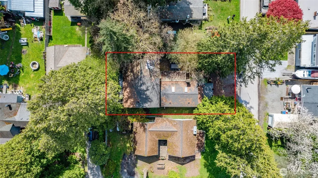 8252 Beach Way Drive Blaine WA 98230
