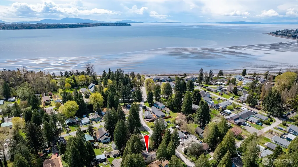 8252 Beach Way Drive Blaine WA 98230