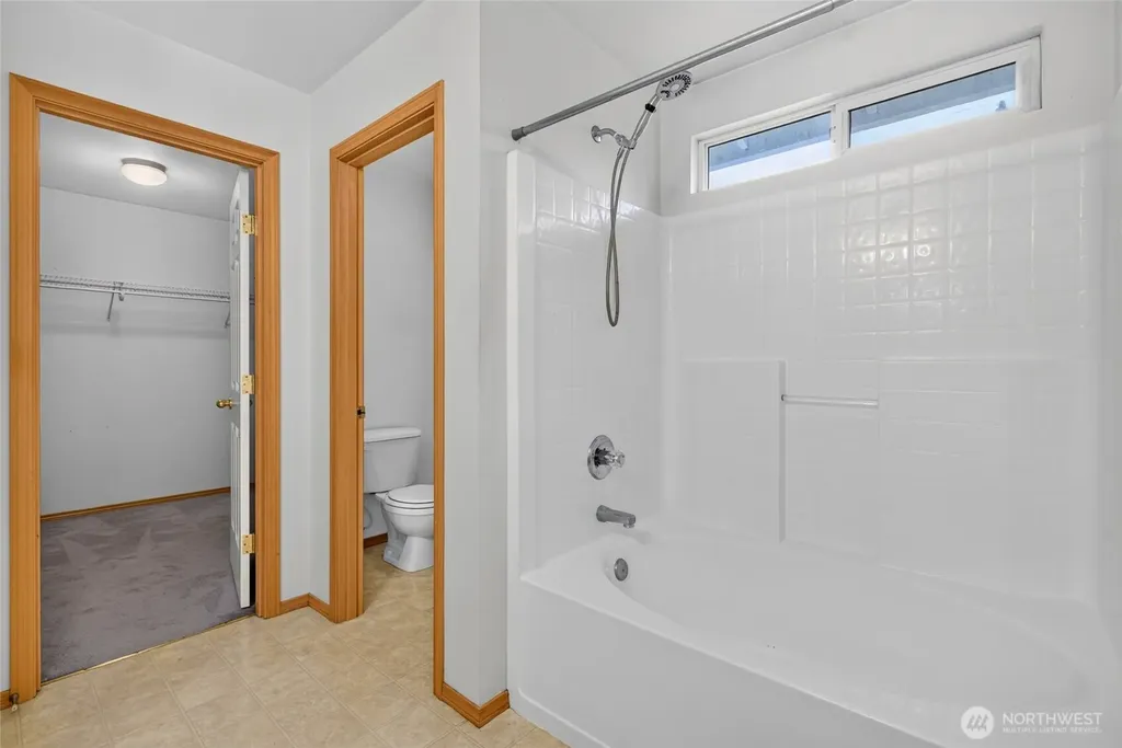 15106 48th Avenue SE Everett WA 98208