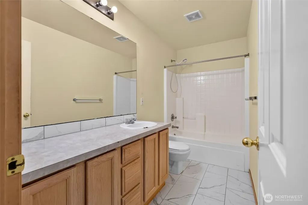 15106 48th Avenue SE Everett WA 98208