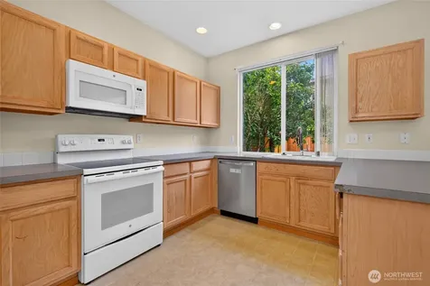15106 48th Avenue SE Everett WA 98208