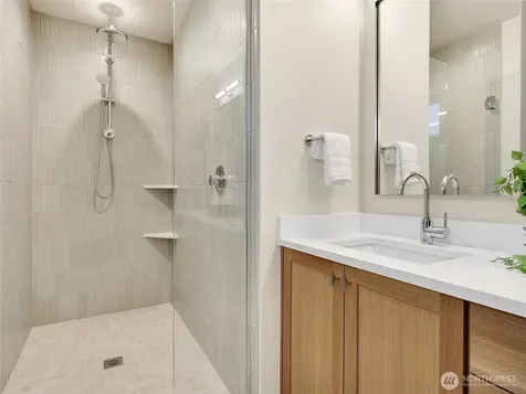 1410 N 47th Street Seattle WA 98103