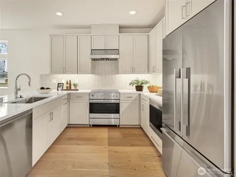 1410 N 47th Street Seattle WA 98103