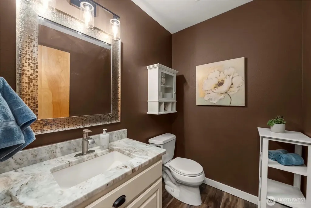 3844 Legacy Drive NE Olympia WA 98516