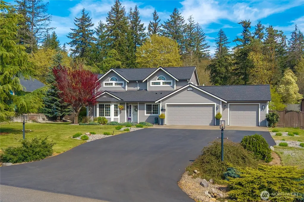 3844 Legacy Drive NE Olympia WA 98516