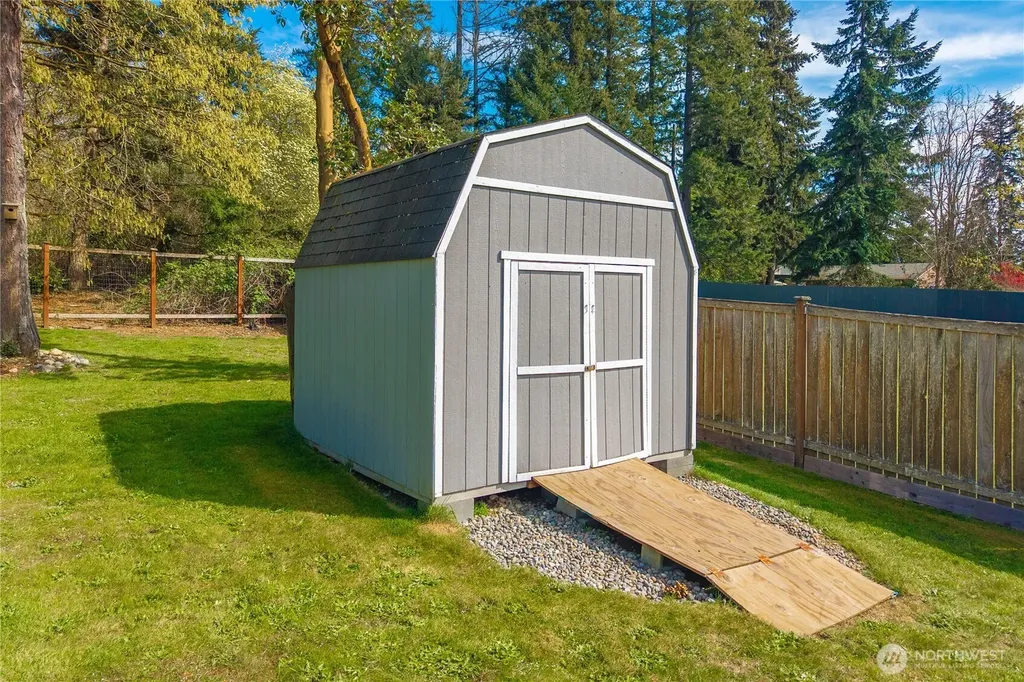 3844 Legacy Drive NE Olympia WA 98516