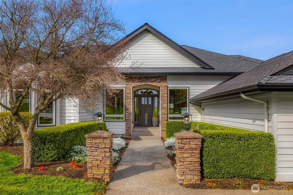 221 Baker View Lane Camano Island WA 98282