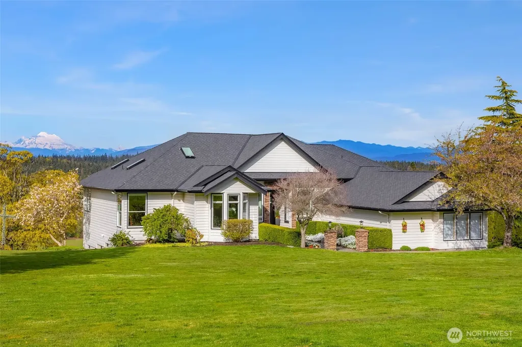 221 Baker View Lane Camano Island WA 98282