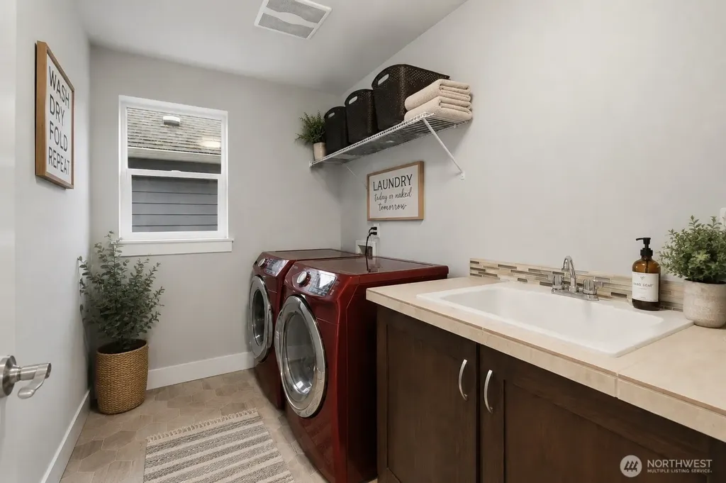 12004 90th Avenue Ct E Puyallup WA 98373