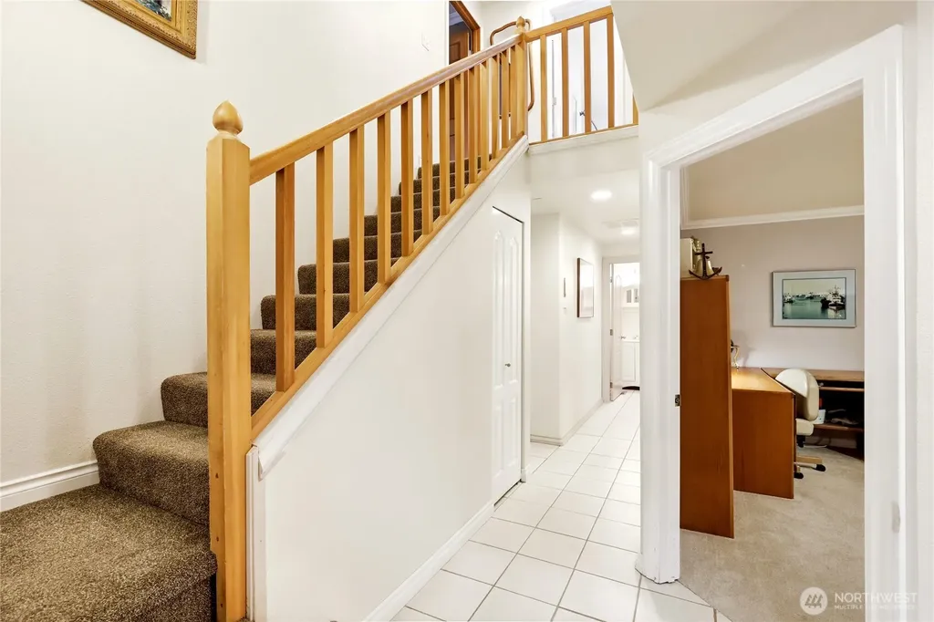 21 E Michelle Court Union WA 98592